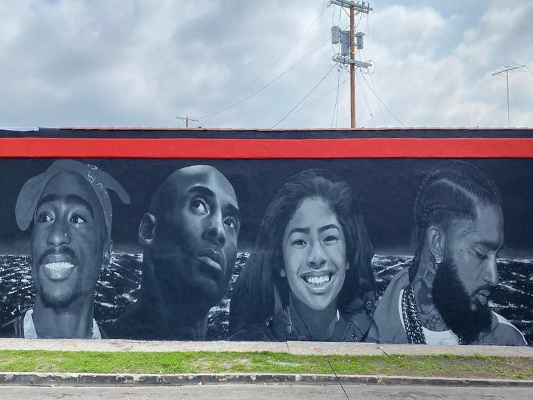 "Los Angeles Stars" Kobe Bryant mural by Royyal Dog
